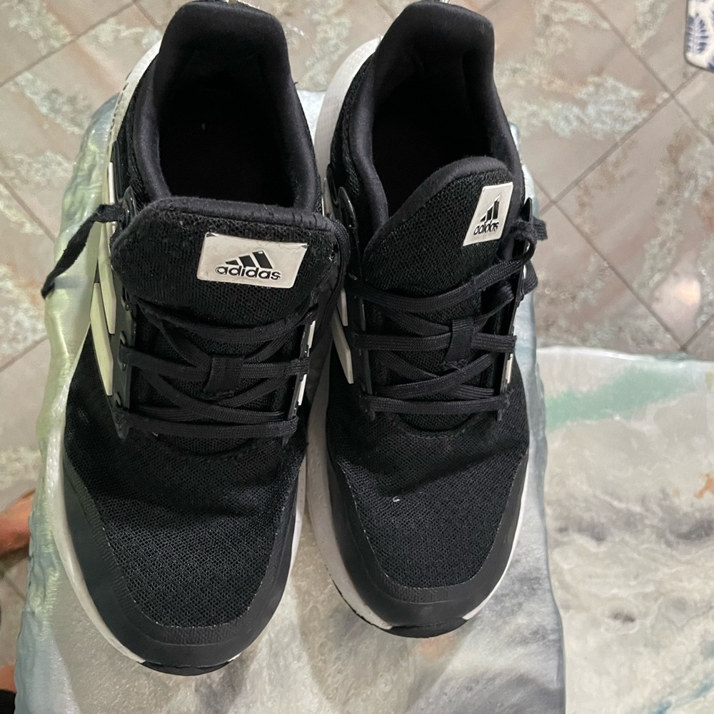 Kids adidas sneakers